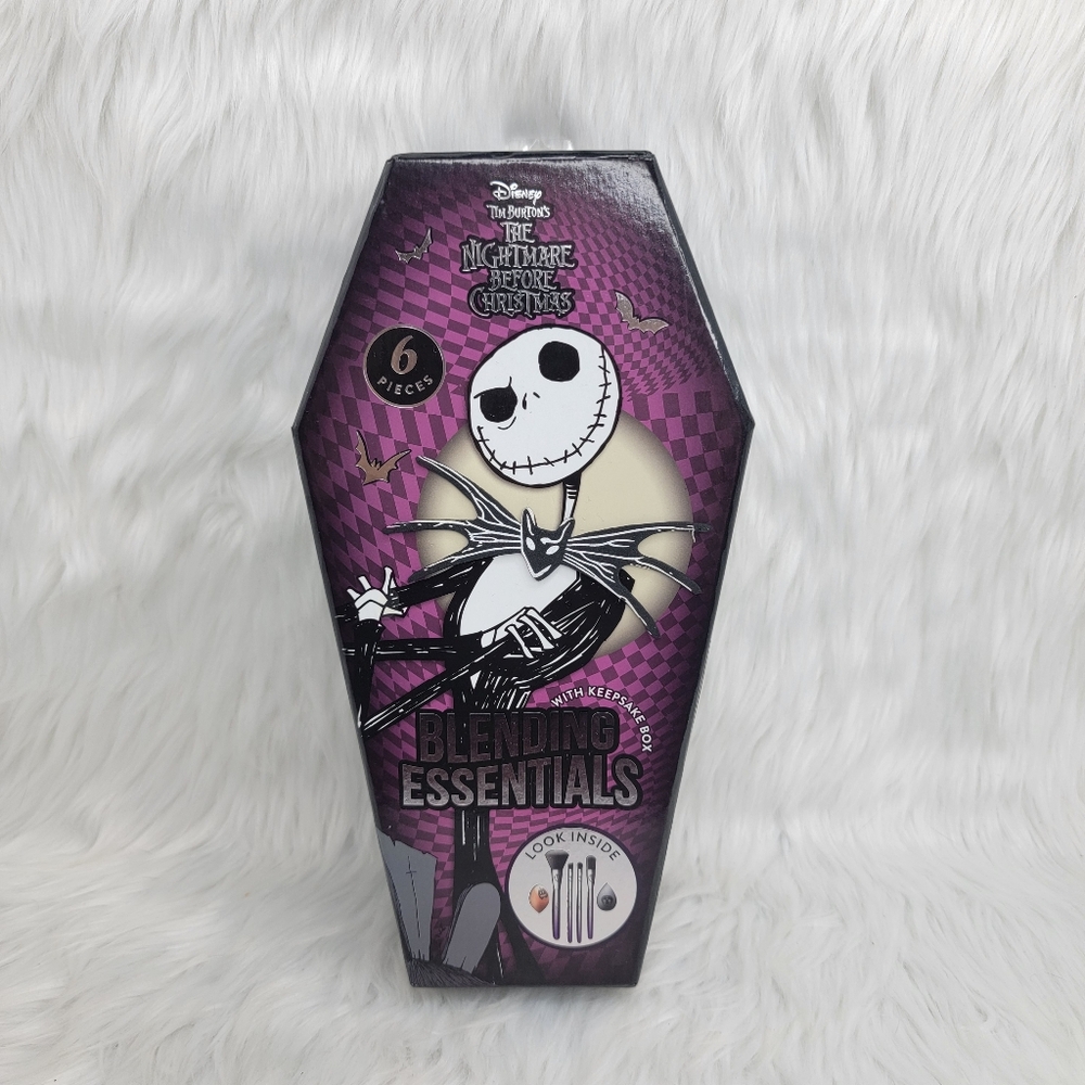 Disney The Nightmare Before Christmas Blending Essentials Set Limited Edition.